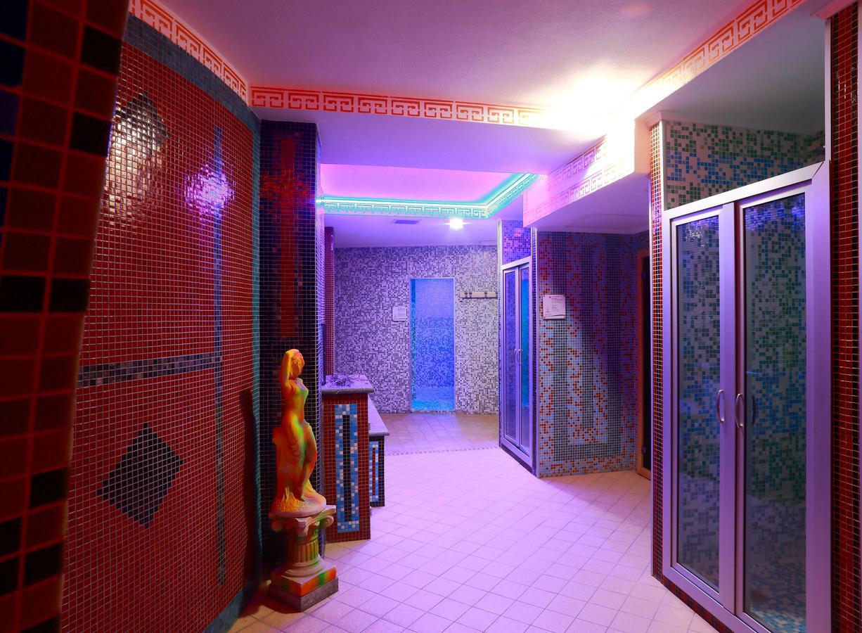 Impero Hotel Beauty & Spa - Bike Hotel Cantello Εξωτερικό φωτογραφία
